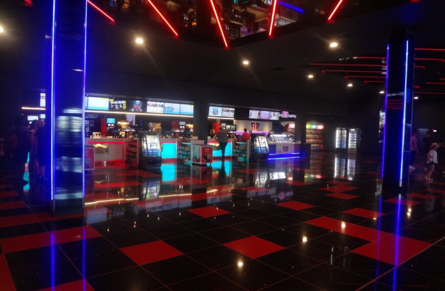 The Struggle For Rushden Lakes Part 12