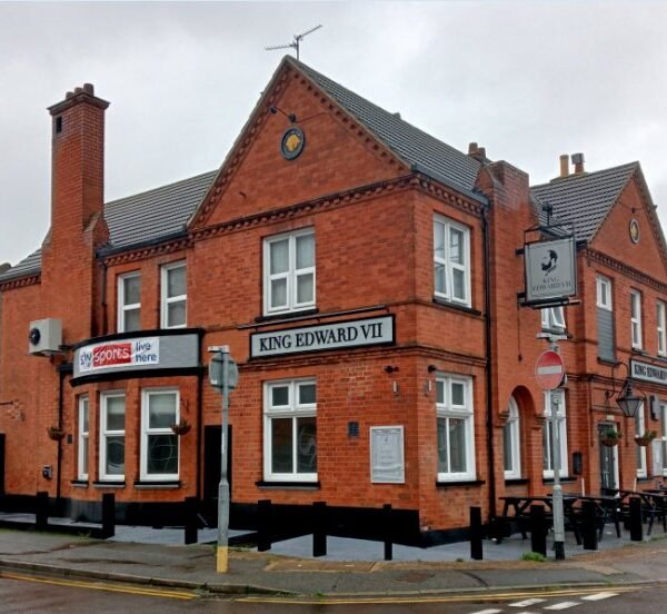 King Edward Pub Re-opens