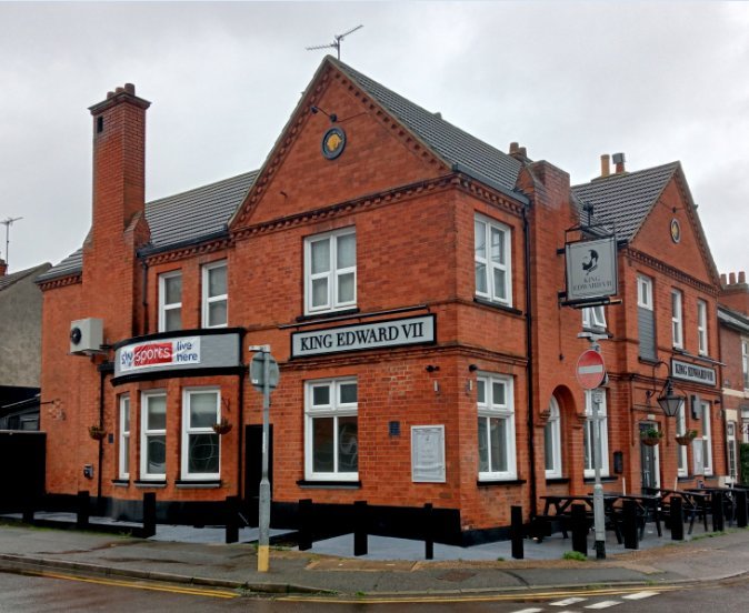 King Edward Pub Re-opens